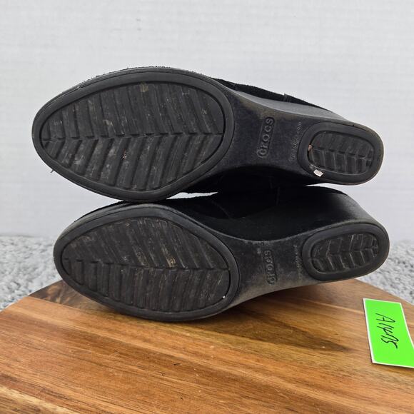 Crocs Leigh Black Suede Lace Up Casual Wedge Heel Ankle Bootie Boot Womens 6.5 - Picture 10 of 13